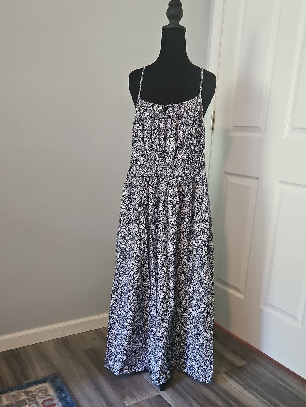 Women's Sleeveless Smocked Midi Sundress - Universal Thread™ Navy Blue Floral XL